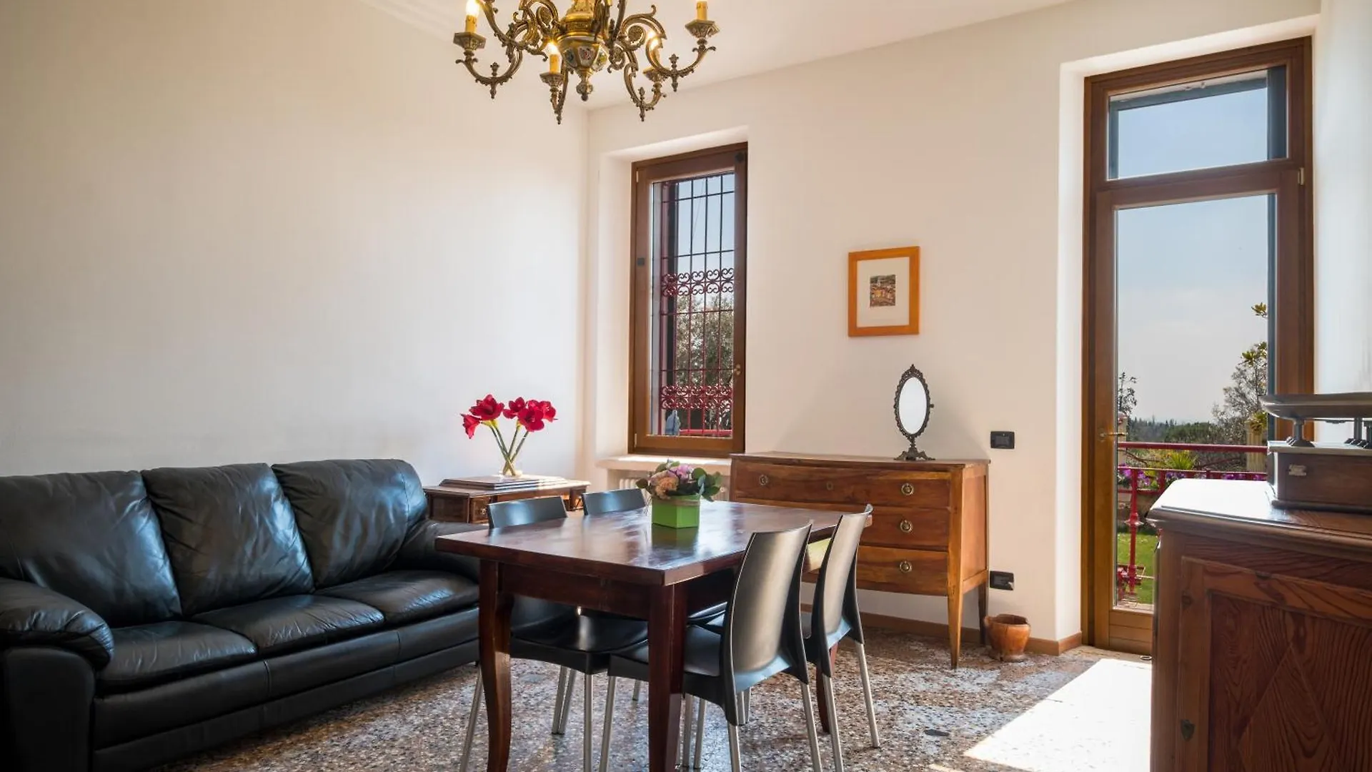 Giardino Ferrari Villa Verona Farm stay